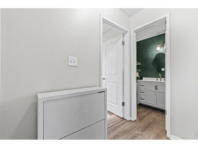 1906 E 18th St, Loveland, CO 80538