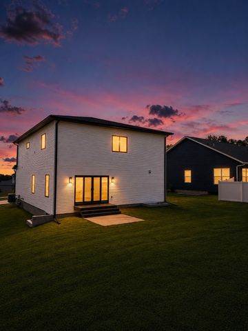 1615 38th Street SE, Cedar Rapids, IA 52403