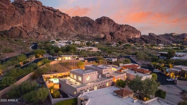 5984 N ECHO CANYON Drive, Phoenix, AZ 85018