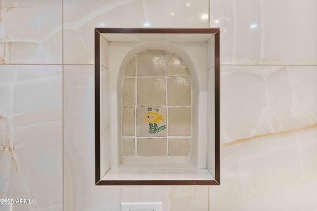 5984 N ECHO CANYON Drive, Phoenix, AZ 85018