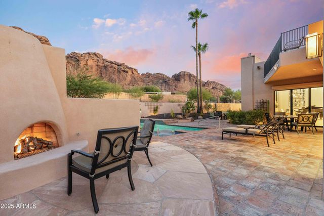 5984 N ECHO CANYON Drive, Phoenix, AZ 85018