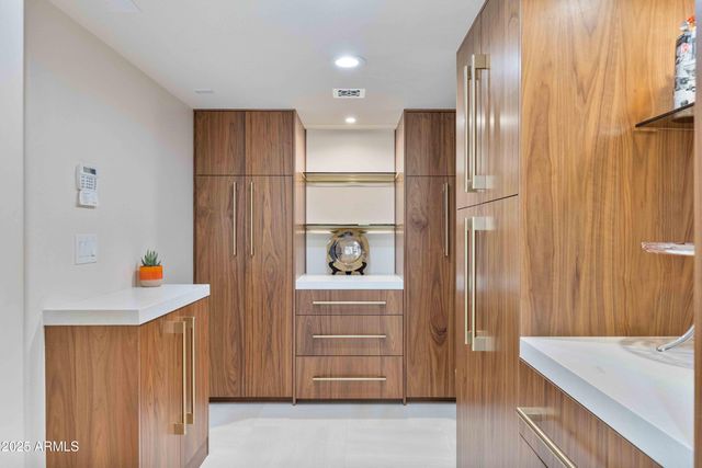 5984 N ECHO CANYON Drive, Phoenix, AZ 85018