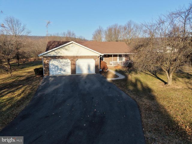 229 HOLLIS DR, Gerrardstown, WV 25420