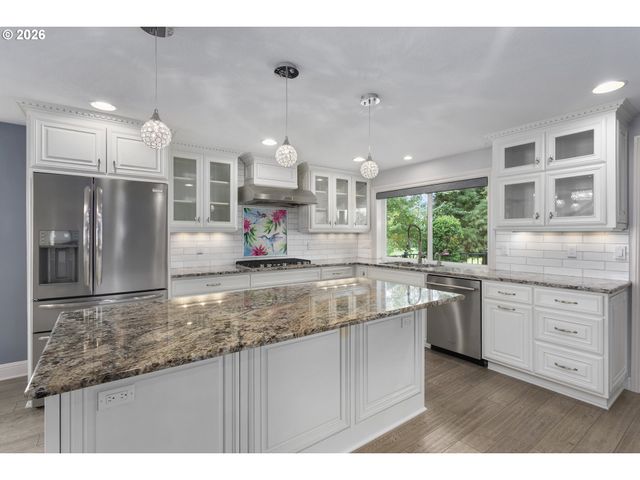 3310 Se BAYPOINT Dr, Vancouver, WA 98683