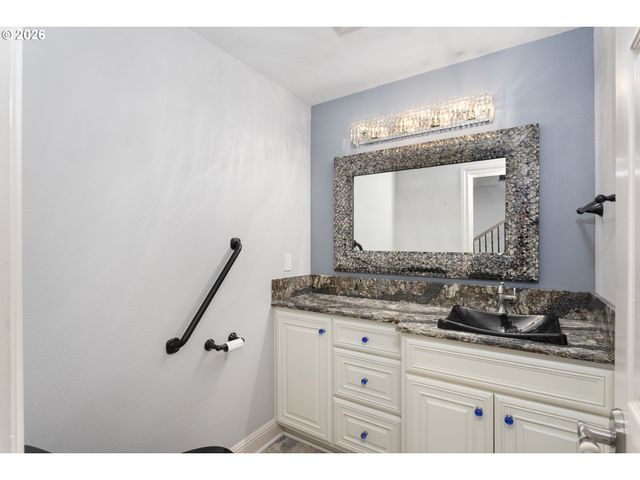 3310 Se BAYPOINT Dr, Vancouver, WA 98683