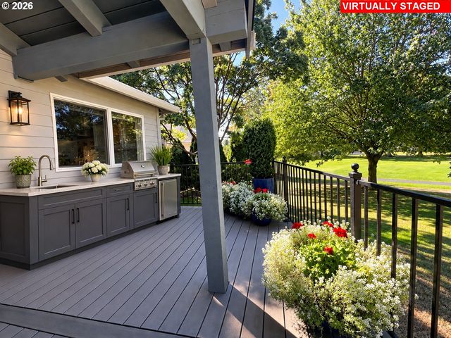 3310 Se BAYPOINT Dr, Vancouver, WA 98683