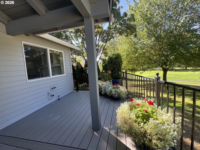 3310 Se BAYPOINT Dr, Vancouver, WA 98683