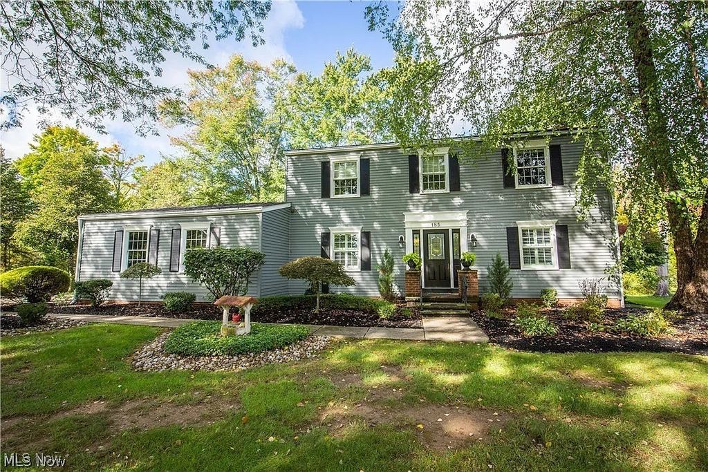 185 N Bissell Road, Aurora, OH 44202