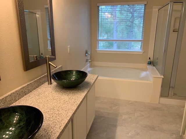 42 Blue Creek Place, Spring, TX 77382