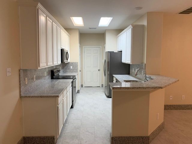 42 Blue Creek Place, Spring, TX 77382