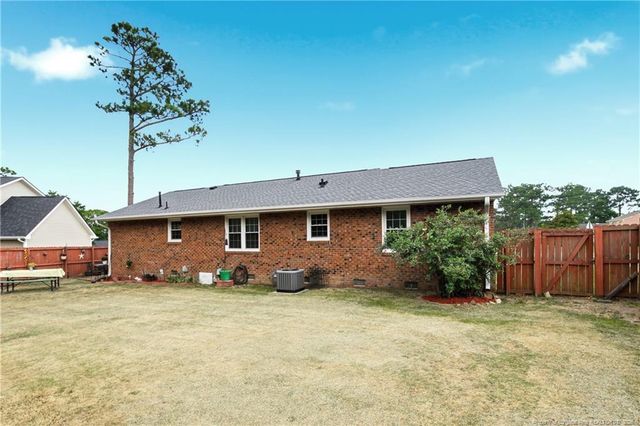 430 Saddle Ridge Road, Fayetteville, NC 28311