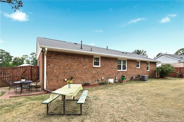 430 Saddle Ridge Road, Fayetteville, NC 28311