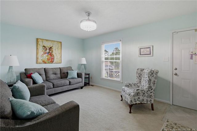 430 Saddle Ridge Road, Fayetteville, NC 28311
