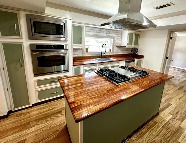 37 Corinth Rd., Petal, MS 39465
