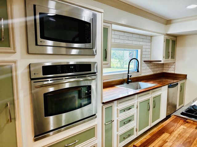 37 Corinth Rd., Petal, MS 39465