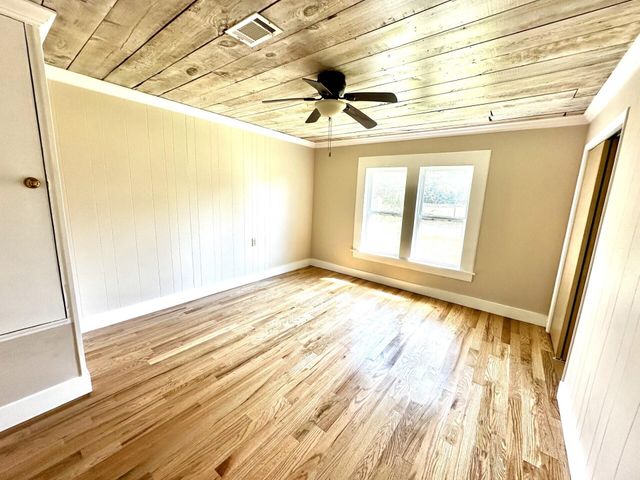 37 Corinth Rd., Petal, MS 39465