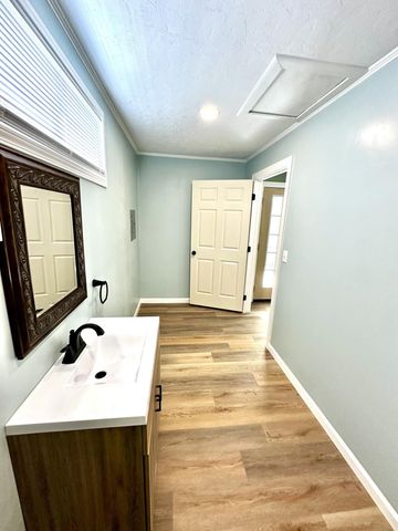 37 Corinth Rd., Petal, MS 39465