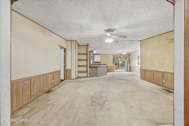 1070 Pine Grove Circle, Greenback, TN 37742