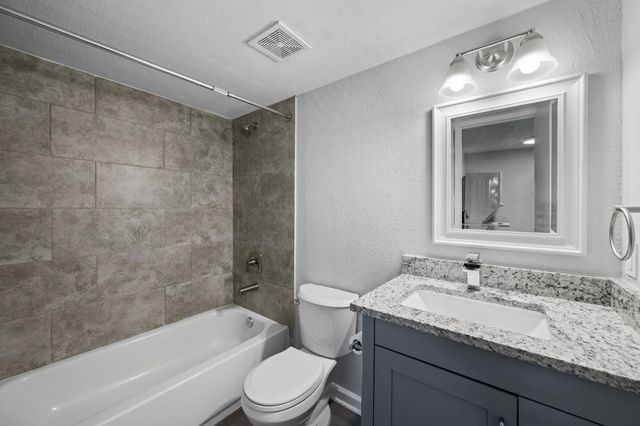 13151 Walden Road 188, Montgomery, TX 77356