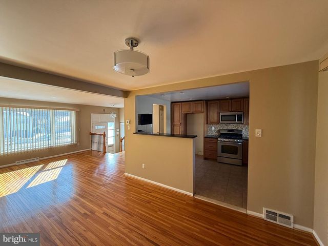 11616 BARLOW ST, Philadelphia, PA 19116