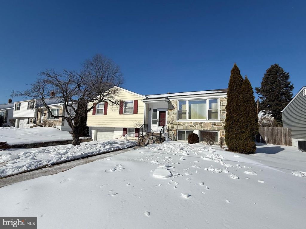 11616 BARLOW ST, Philadelphia, PA 19116