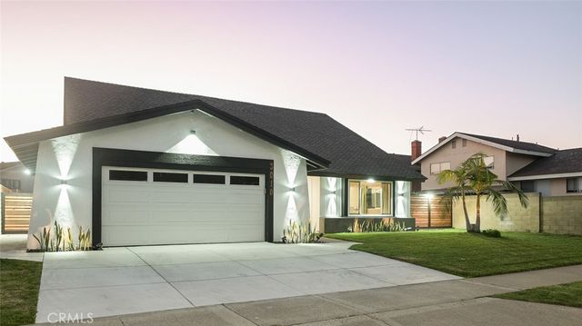 3010 S Pacific, Santa Ana, CA 92704