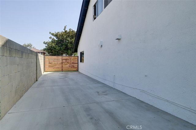 3010 S Pacific, Santa Ana, CA 92704