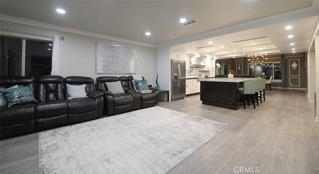 3010 S Pacific, Santa Ana, CA 92704