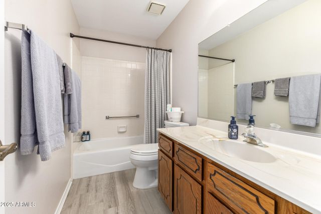 2064 S FARNSWORTH Drive 101, Mesa, AZ 85209