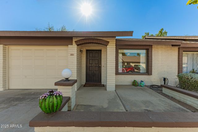2064 S FARNSWORTH Drive 101, Mesa, AZ 85209