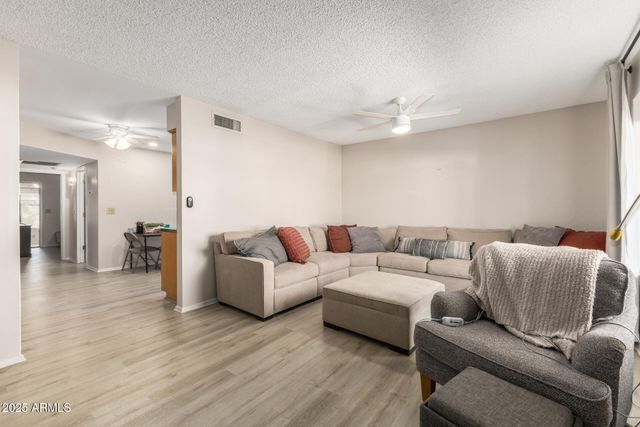 2064 S FARNSWORTH Drive 101, Mesa, AZ 85209