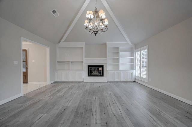 919 Mockingbird Way, Sugar Land, TX 77478