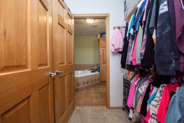 3221 11th Avenue S, Moorhead, MN 56560
