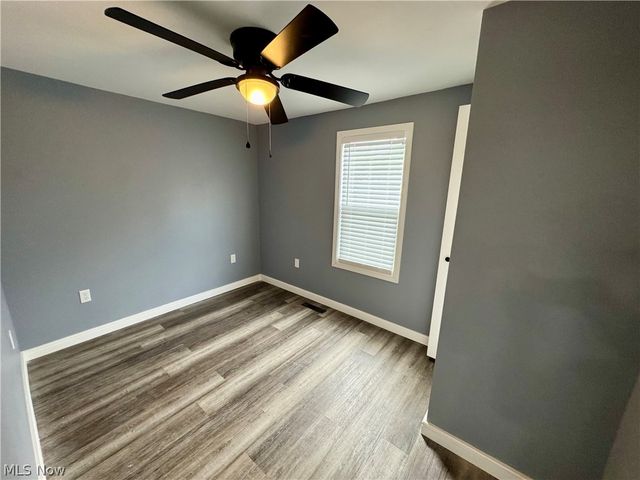 2310 Harmon Street NE, Canton, OH 44705