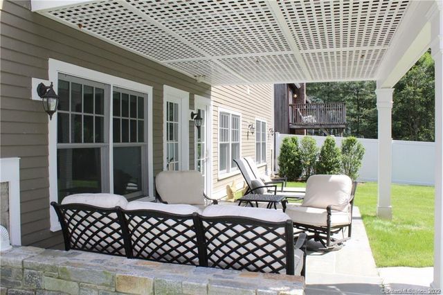 5 Possum Circle, Norwalk, CT 06853