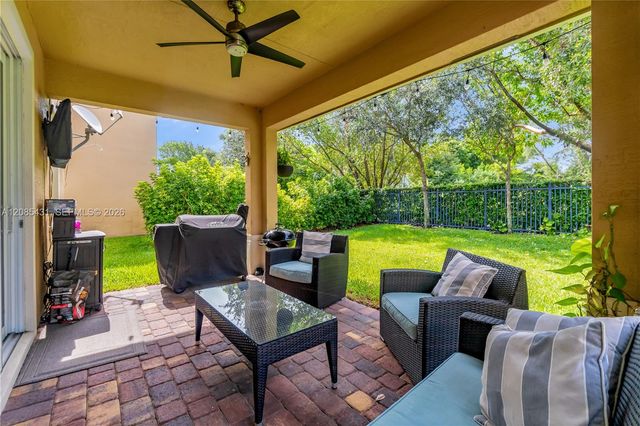 4707 Foxtail Palm Court, Greenacres, FL 33463