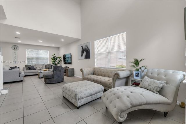4707 Foxtail Palm Court, Greenacres, FL 33463