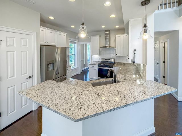 1410 HILLBROOK CT, Charlottesville, VA 22901