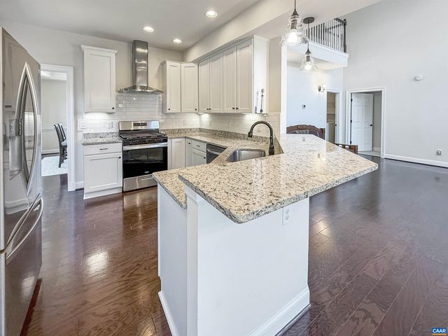 1410 HILLBROOK CT, Charlottesville, VA 22901