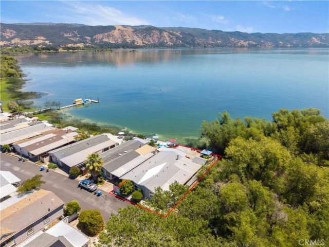 5830 Robin Hill 17, Lakeport, CA 95453