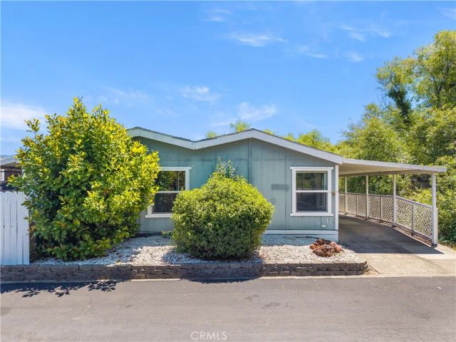 5830 Robin Hill 17, Lakeport, CA 95453
