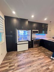 10229 NW 64th Terrace 101, Doral, FL 33178