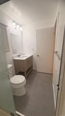 3086 N via serena b, Laguna Woods, CA 92637