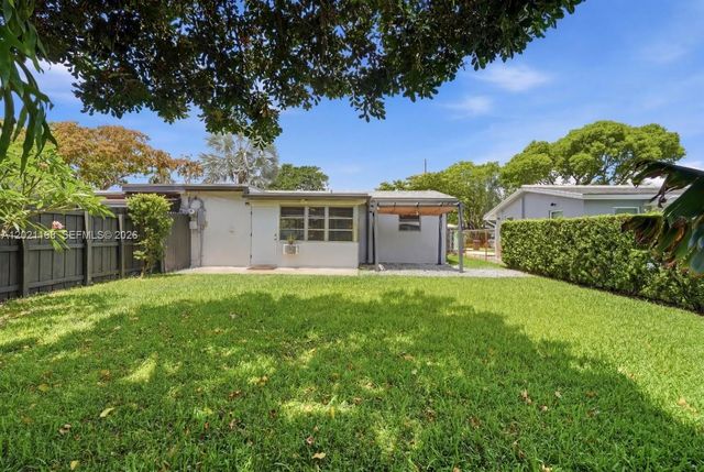 4966 SW 93rd Ave, Cooper City, FL 33328