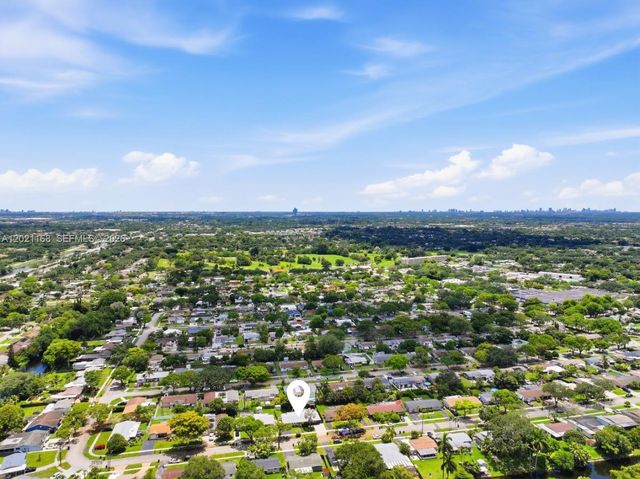 4966 SW 93rd Ave, Cooper City, FL 33328