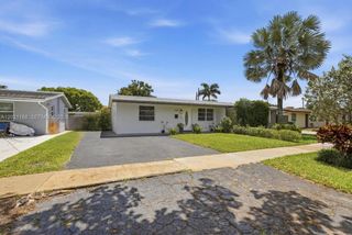 4966 SW 93rd Ave, Cooper City, FL 33328