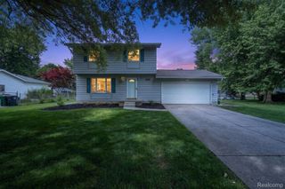 5521 Independence Colony Road, Grand Blanc Charter Township, MI 48439