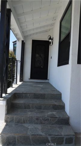 1921 W 94th Street, Los Angeles, CA 90047