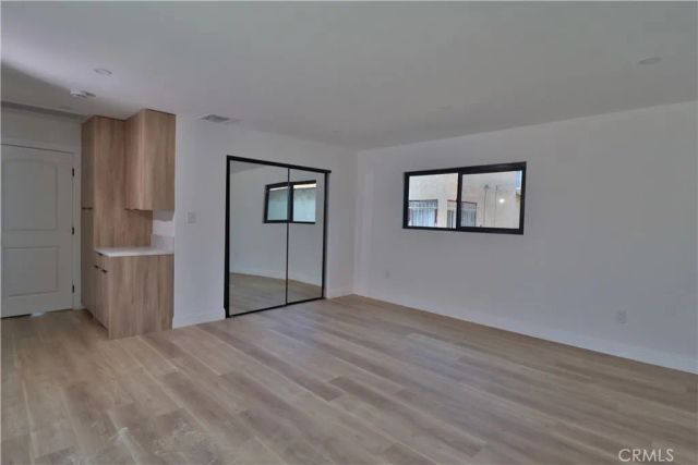 1921 W 94th Street, Los Angeles, CA 90047