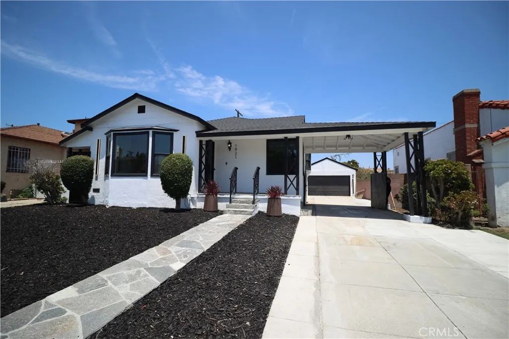 1921 W 94th Street, Los Angeles, CA 90047
